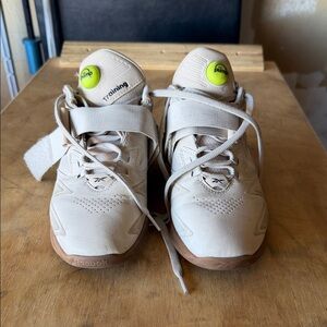 Reebok cream and brown size 10.5 lifting shoes